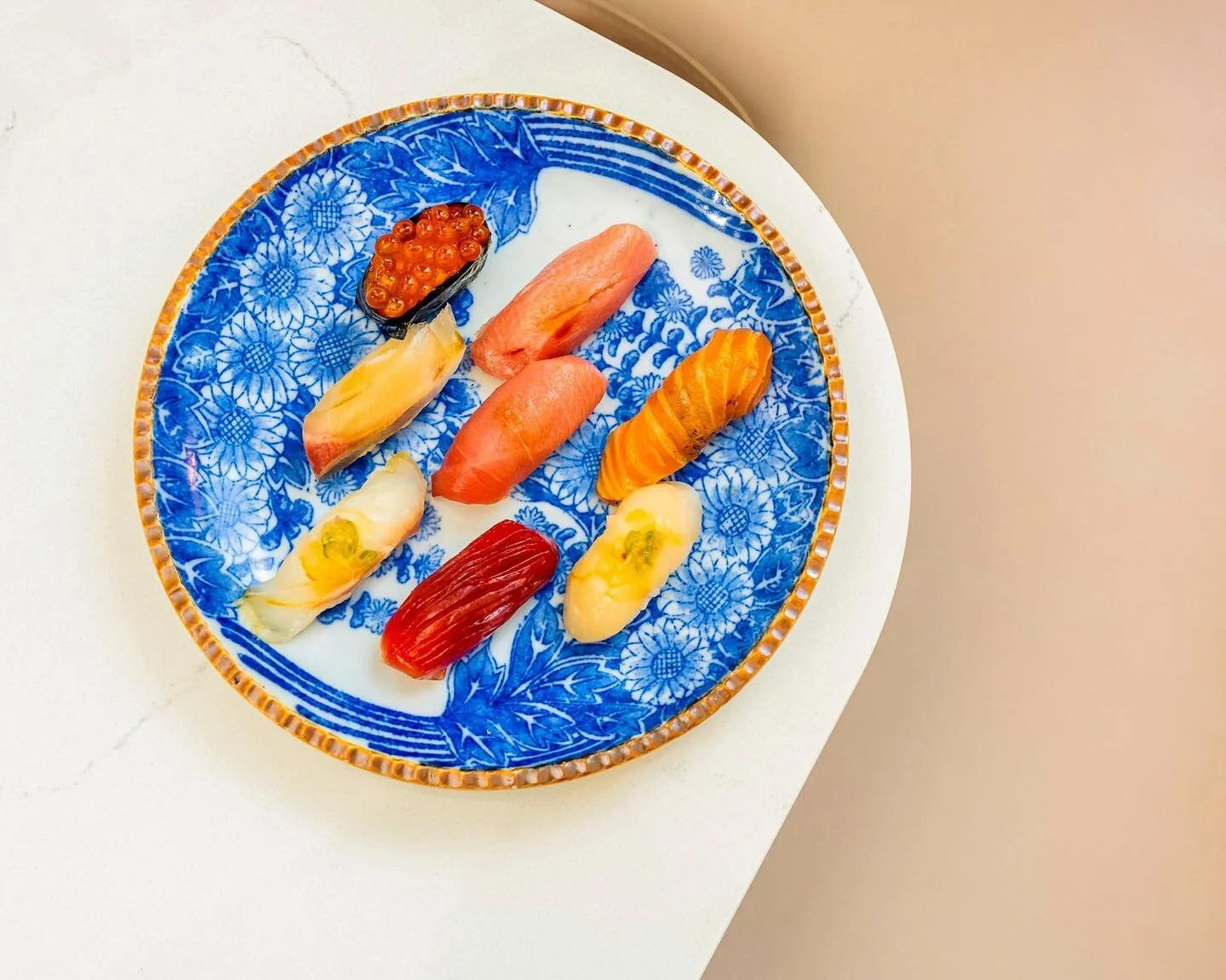 Omakase 10 Piece Chef's Selection
Hand Roll @sushiyasutanaka 
&bull;
&bull;
&bull;
#explore #miami #miamarket #designmiami #miamidesigndistrict