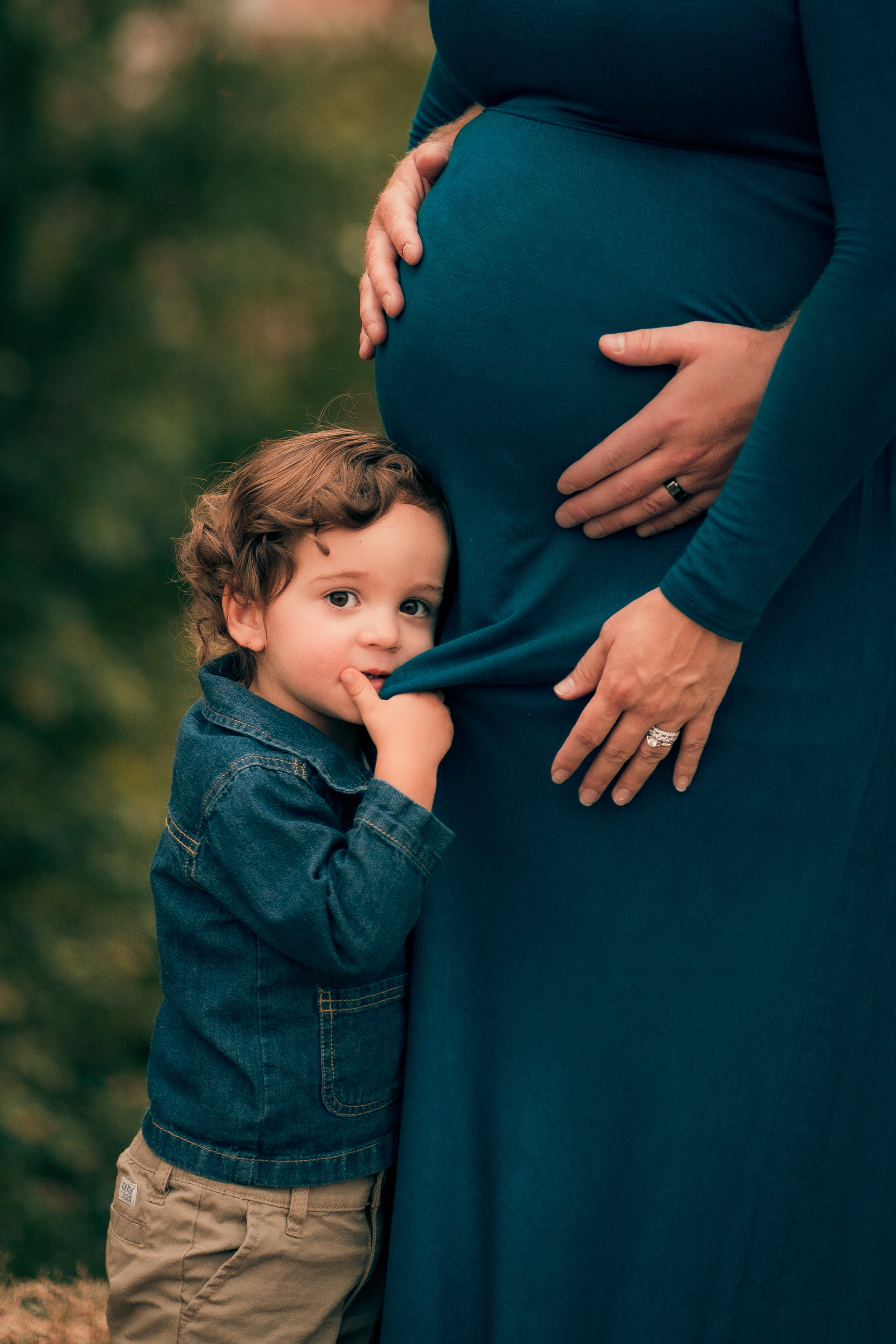 Maternity shots help you remember that glow. Whether in studio or with natural lighting, we have what it takes to capture this amazing moment.