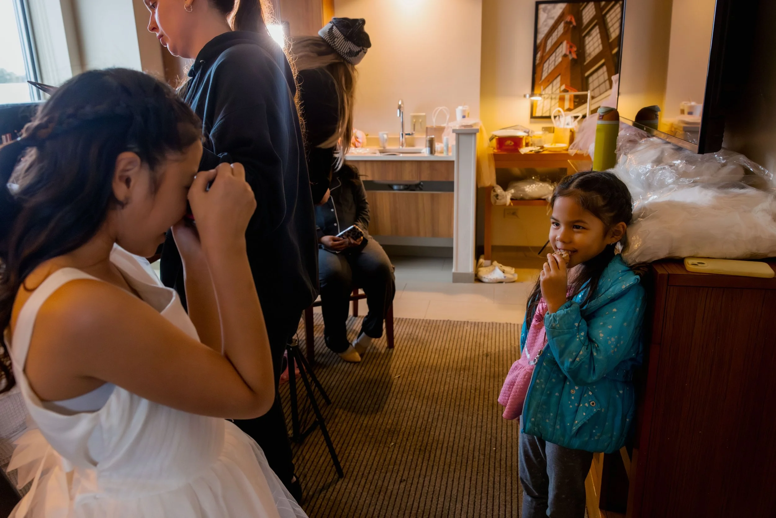 Theresa and Bridesmaids (10).jpg