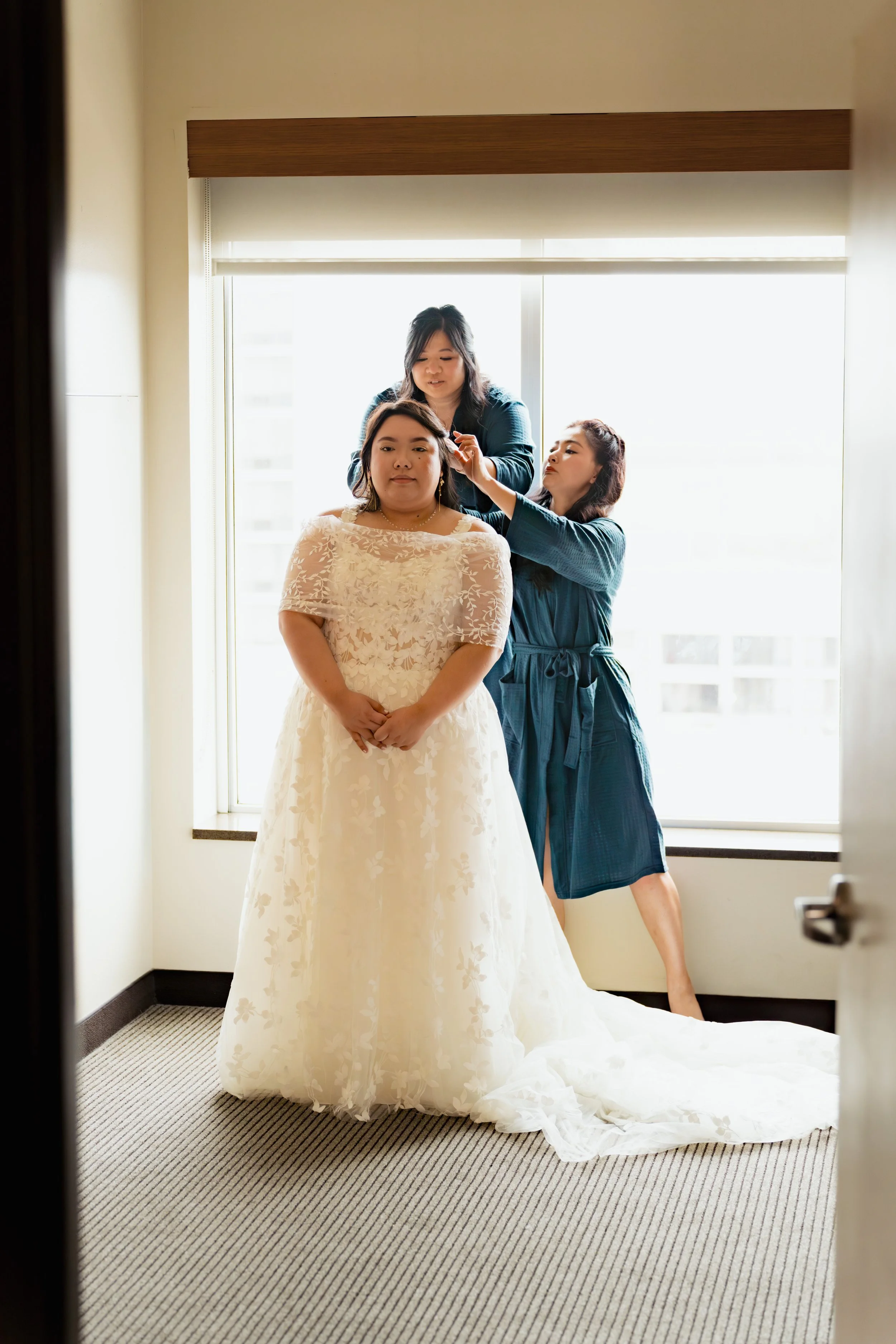 Theresa and Bridesmaids (113).jpg