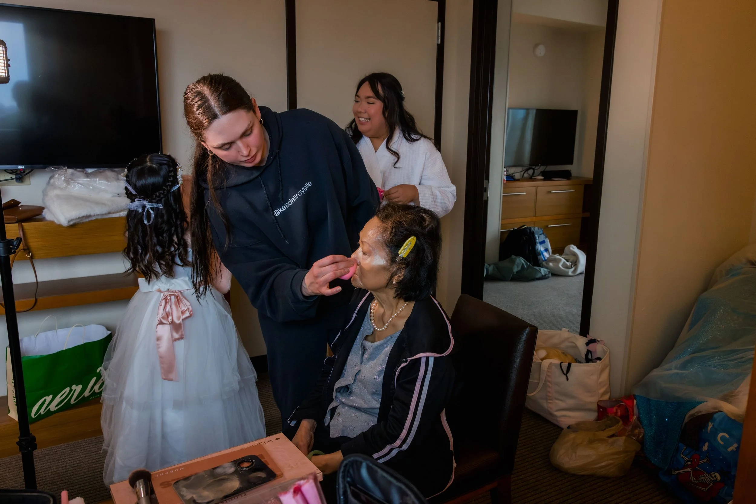 Theresa and Bridesmaids (22).jpg