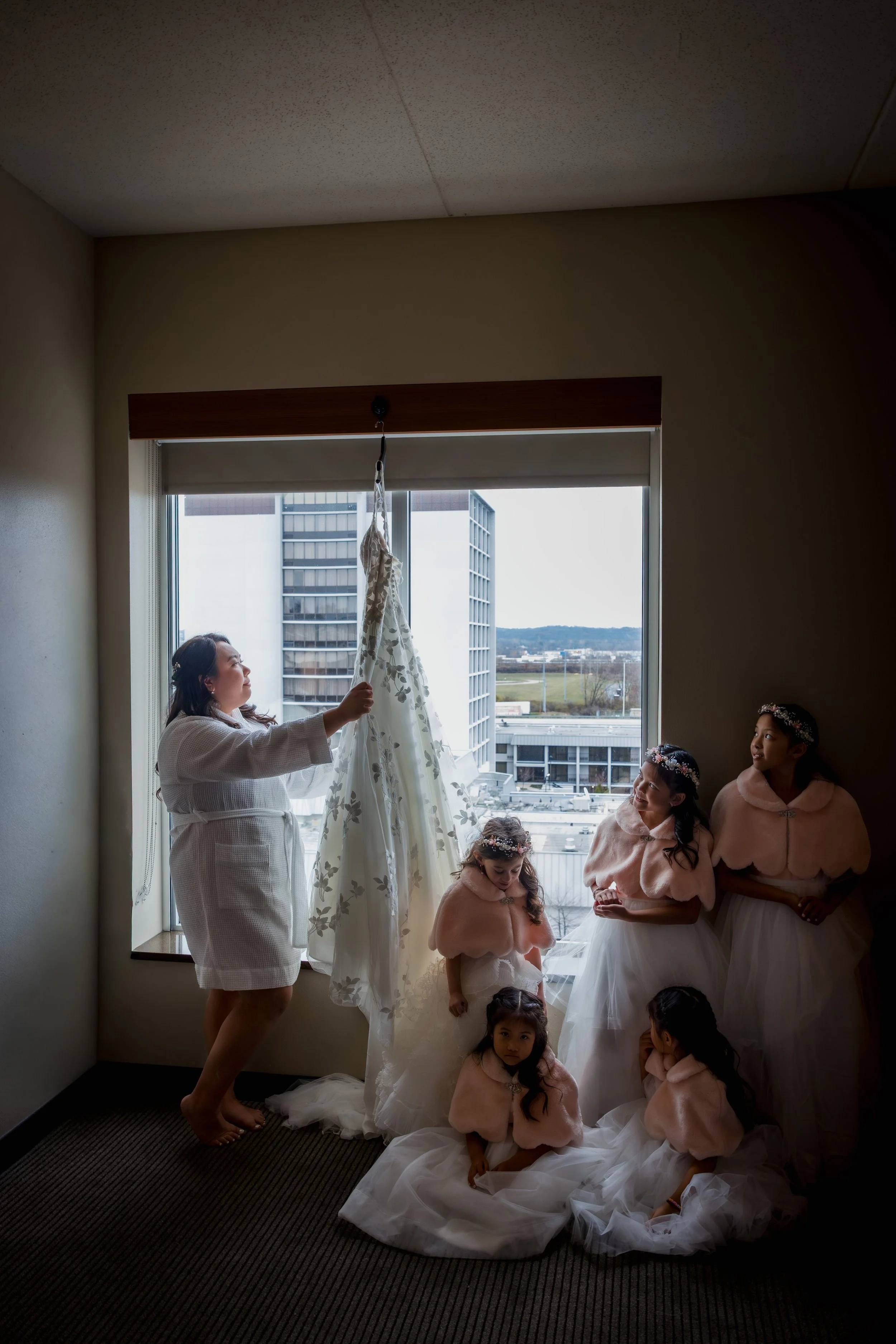 Theresa and Bridesmaids (15).jpg