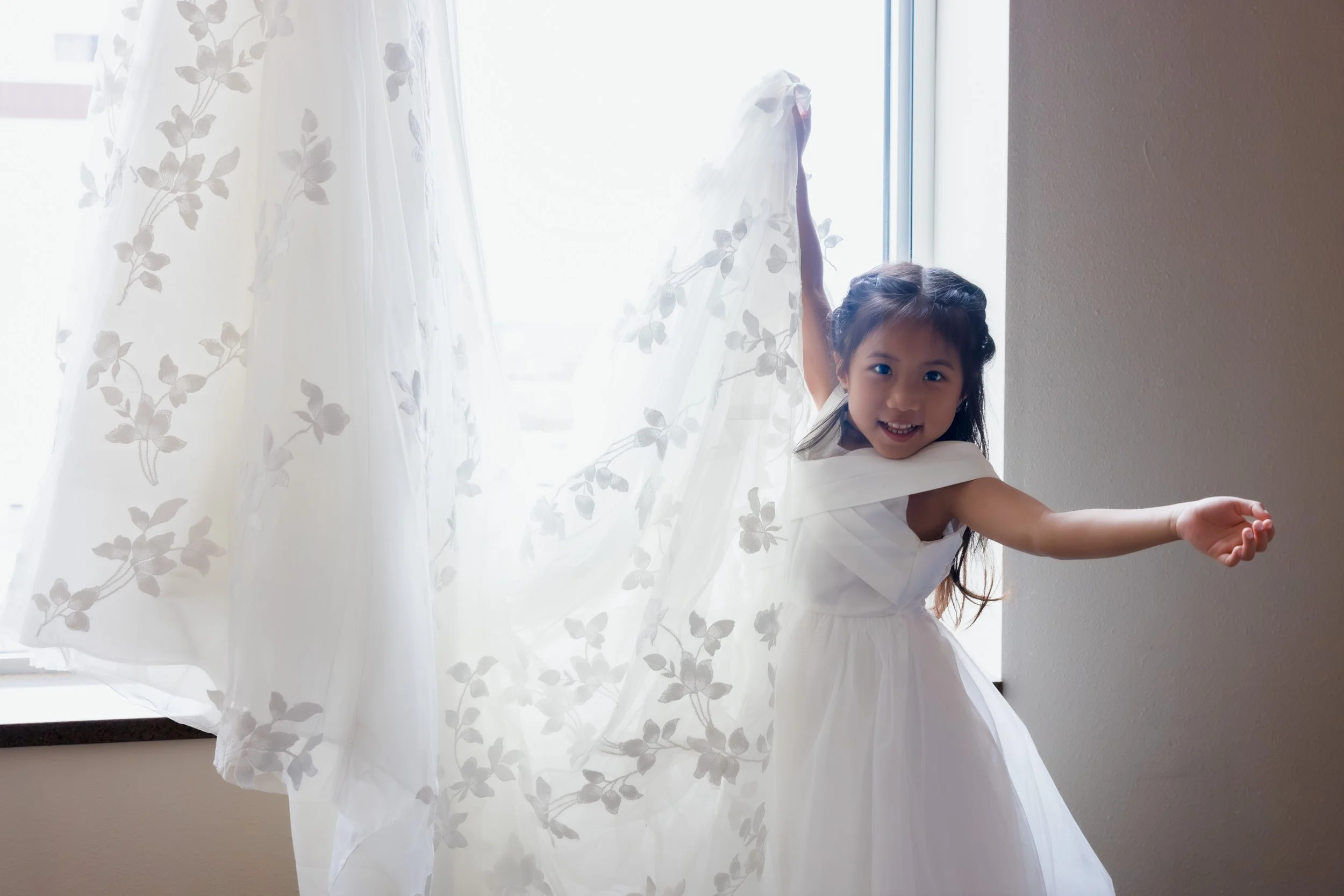 Theresa and Bridesmaids (8).jpg