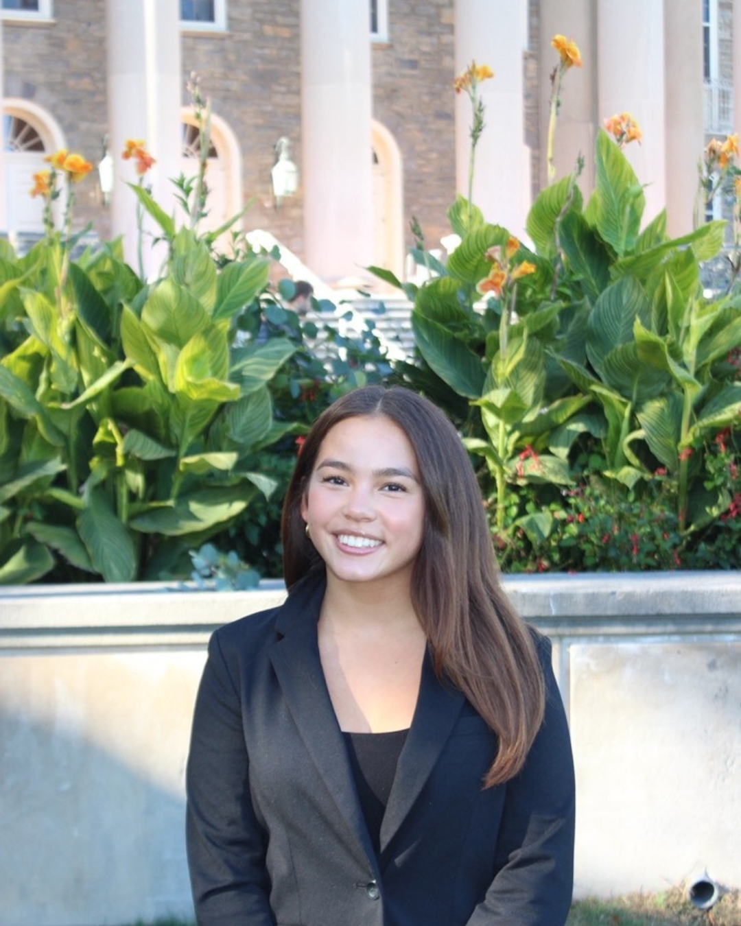 Merchandise Chair - Sofia Bracken