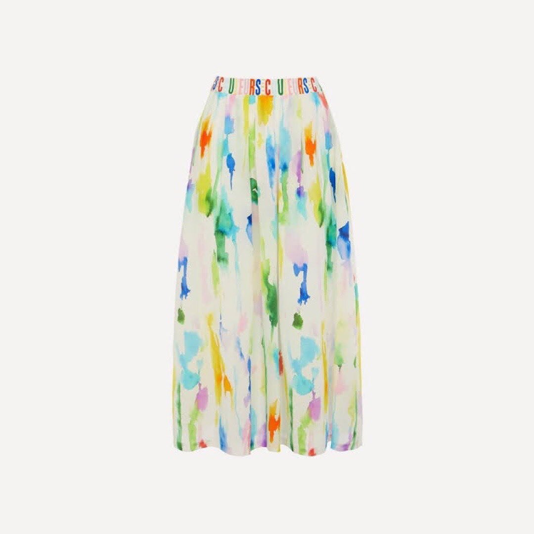 Just in! @etre_cecile Silk Paint Emme Skirt Size 38 | $249 BNWT 🎨 

Cut from pure Italian silk to a flattering midi-length silhouette that hits at the mid-calf, it is printed with a bold rainbow design that is sure to stand out from the crowd. Layer