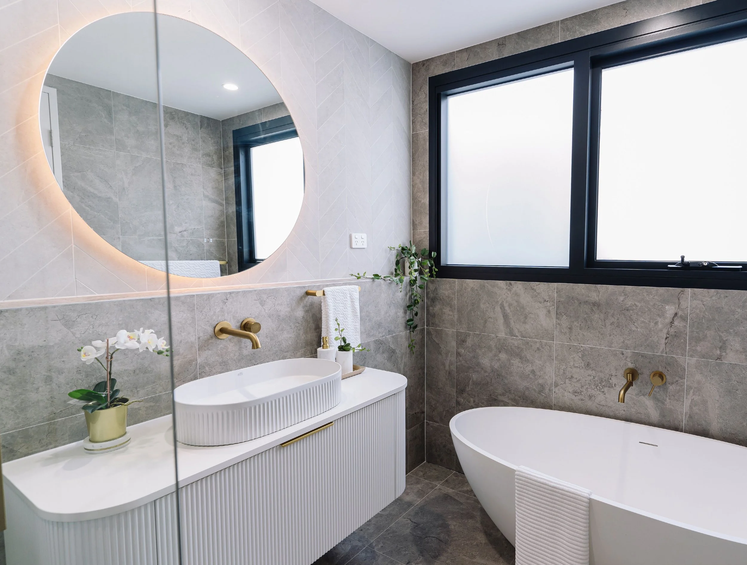 Bellefair Bathroom 1.jpg