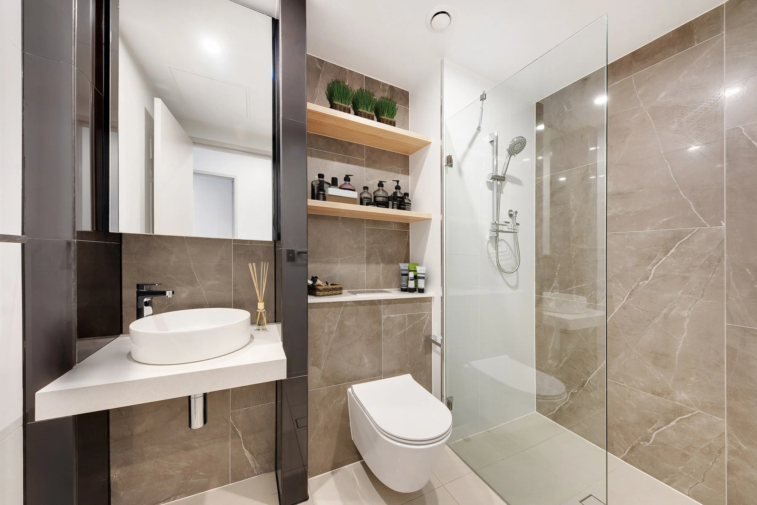 Kiara North Bathroom 1.jpg