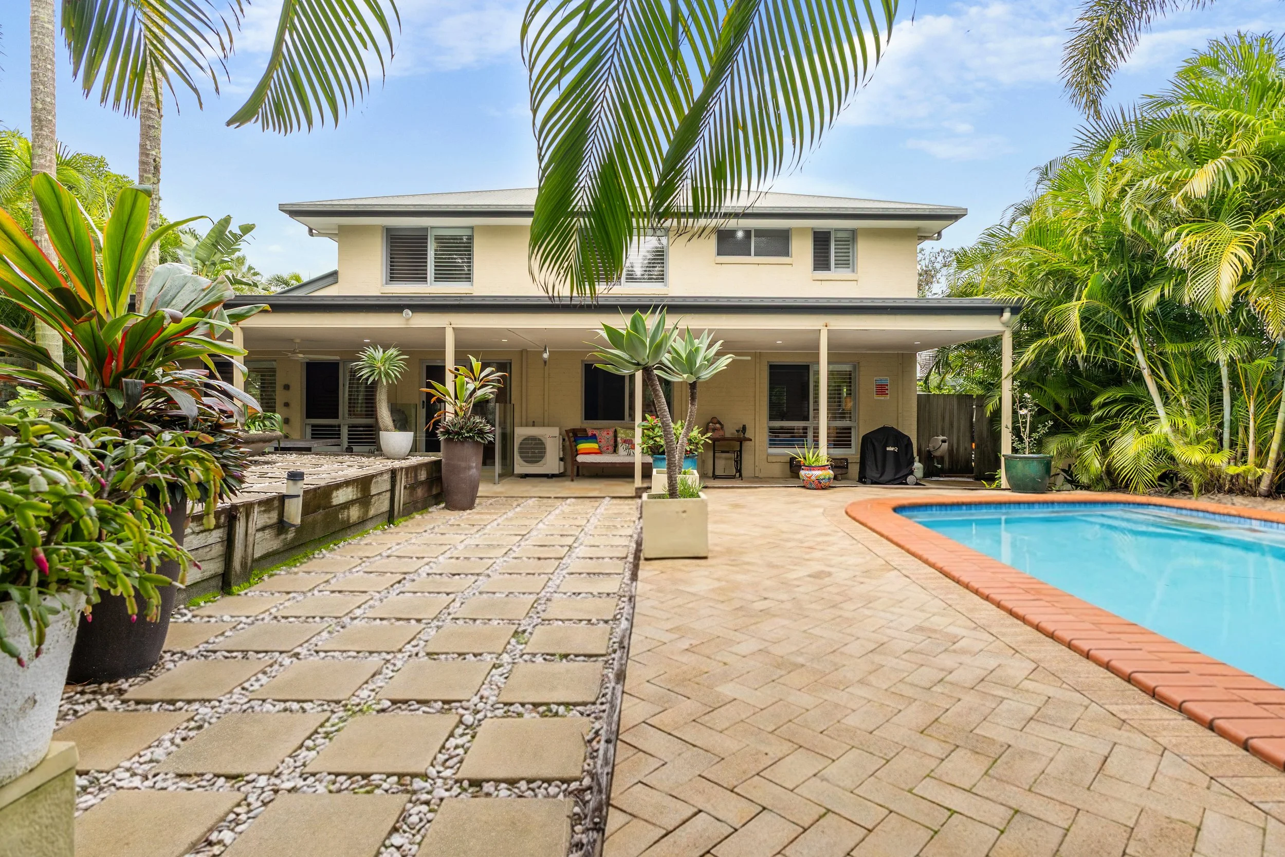 7 Captains Court SUNRISE BEACH16.jpg