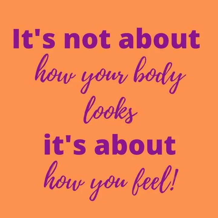 My #1 rule for falling in love with fitness- focus on how you feel, not how your body looks.

Embrace your body for what it can do (it breathes for you, helps you get out of bed, let's you dance!)🤩.

LOVE the feeling of moving it in a way you enjoy 