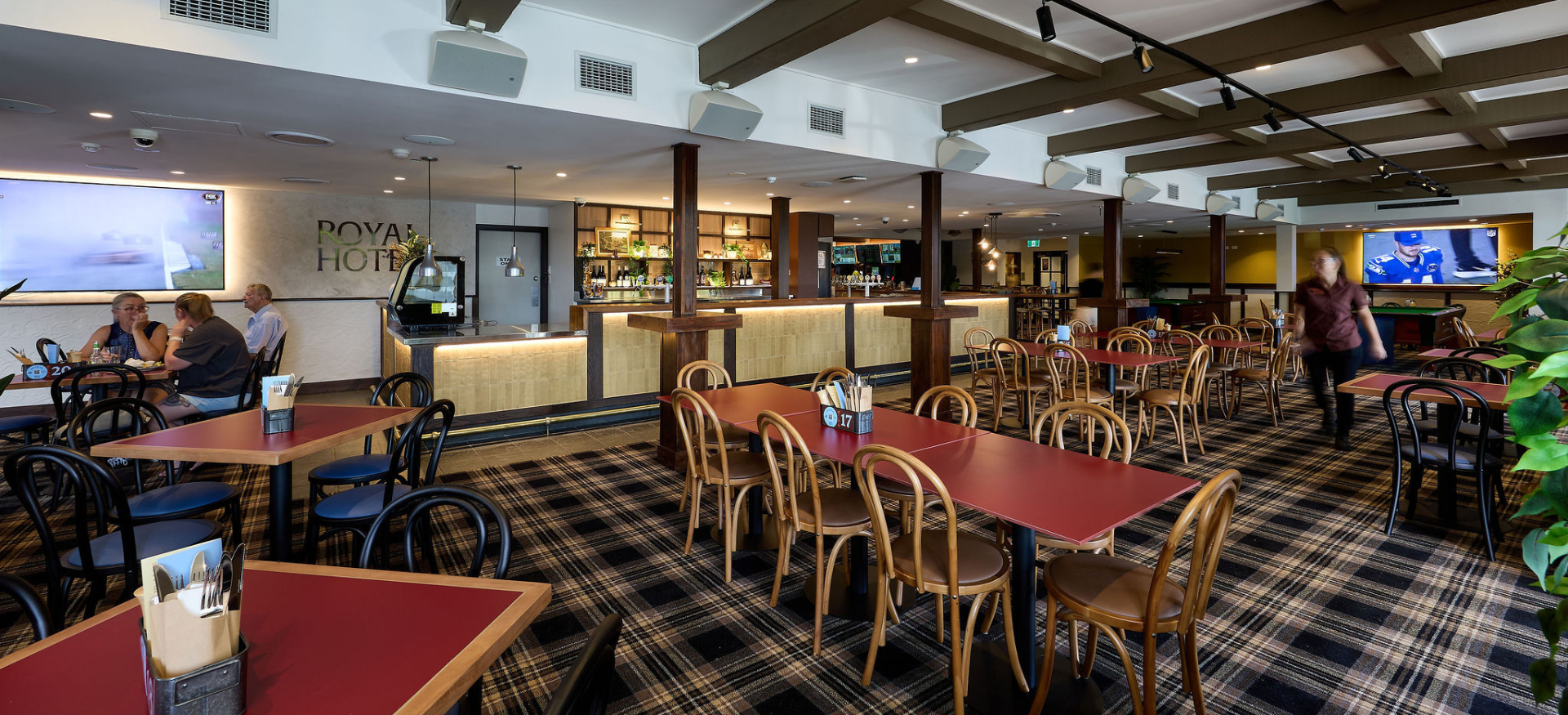 Royal Hotel Background (3).png
