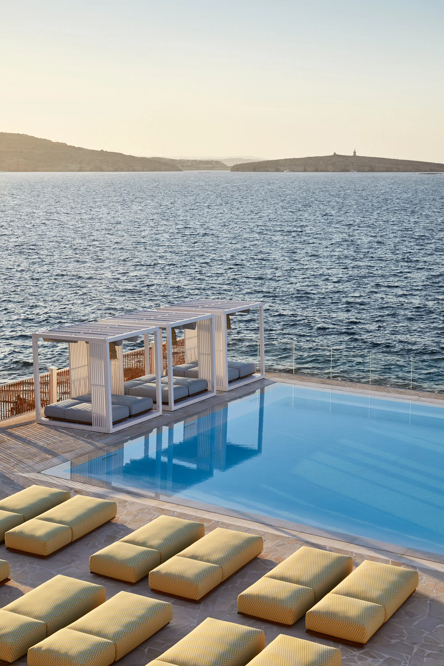 BEEFBAR ON THE BEACH, MALTA — Autre Collective