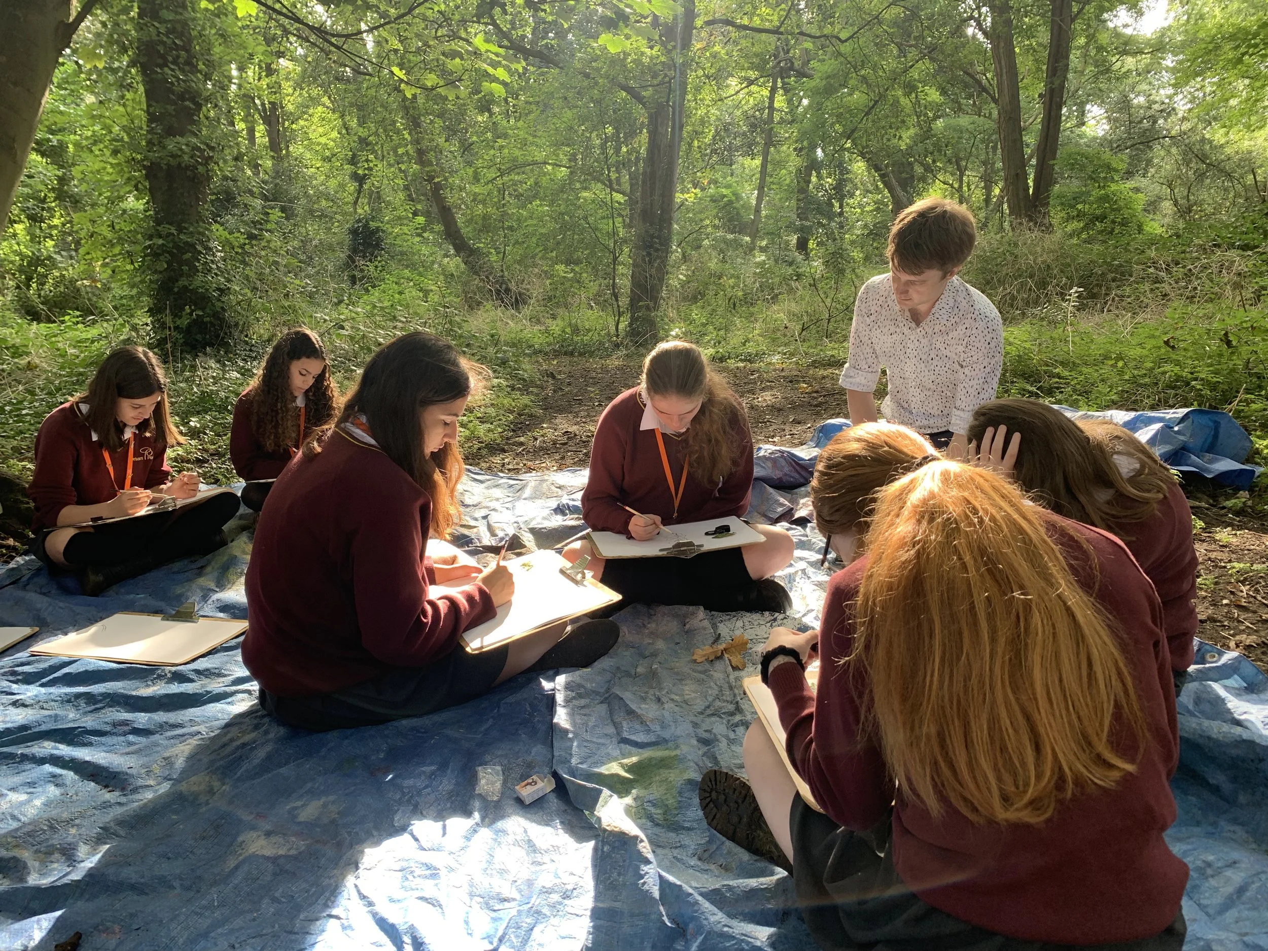 Dr Will Pearse with OPS students_Image credit Bryony Benge-Abbott.jpg