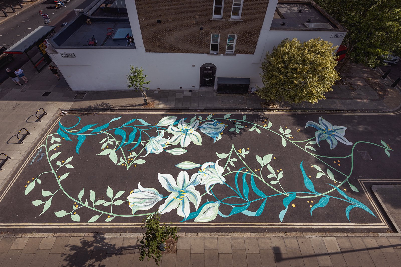 Caledonian Road Mural_full image_ Bryony Benge-Abbott _image credit Ewelina Ruminska_websize.jpg