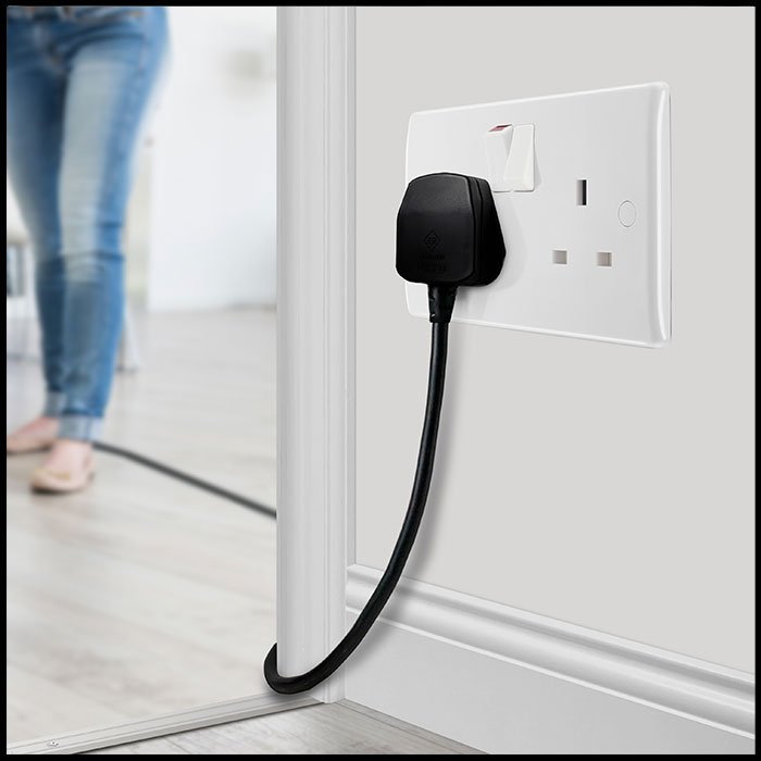 BG-Nexus-2-Gang-Switched-Socket(5).jpg