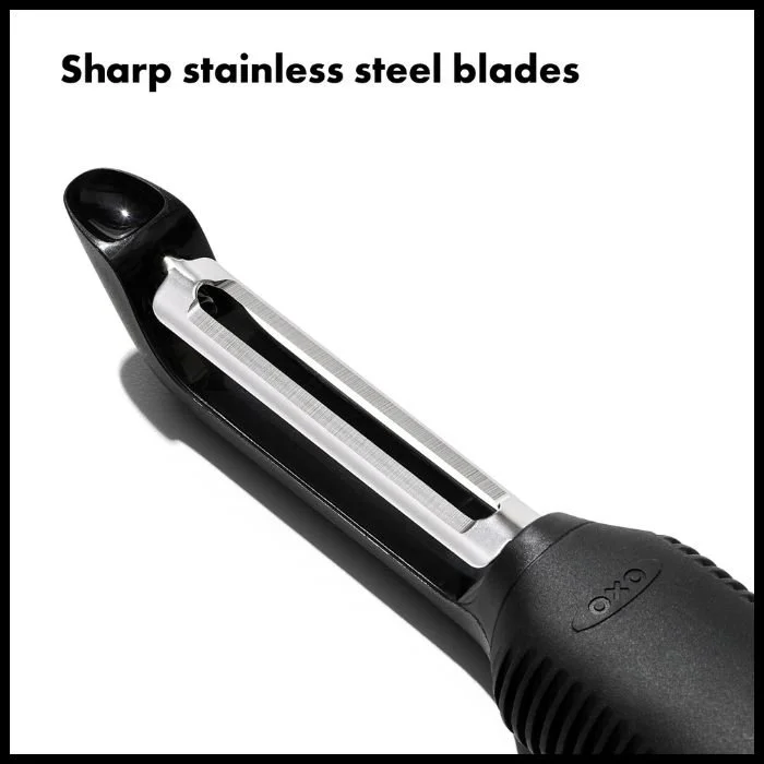 OXO Swivel Peeler (4).jpg