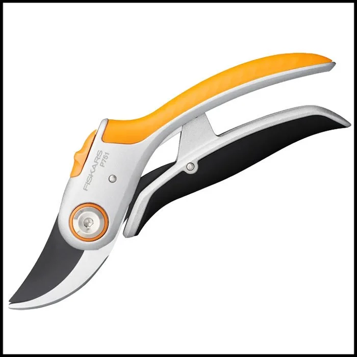Fiskars Plus Bypass Pruner P751