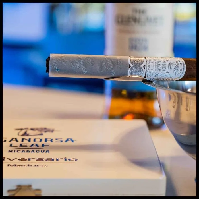 Aganorsa Leaf Anniversario Maduro Cigar.jpg