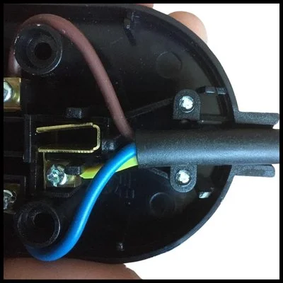Status 1 Gang 13 Amp Heavy Duty Orange Socket (4).jpg