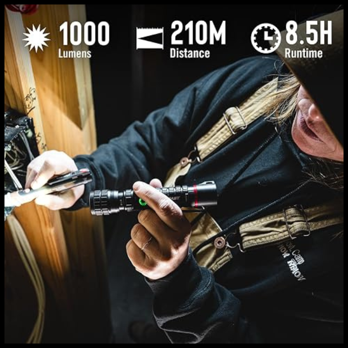 Coast G40R Waterproof Rechargeable Torch (6).png