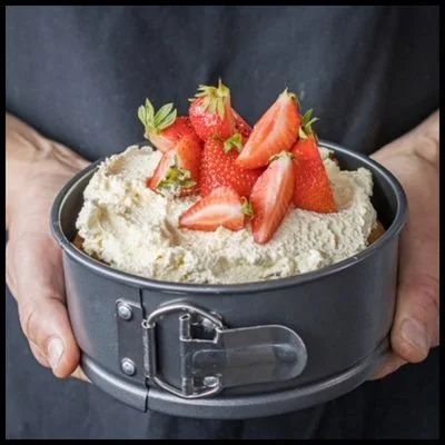MasterClass Non-Stick Round Loose Base Deep Cake Pan - 15cm.jpg