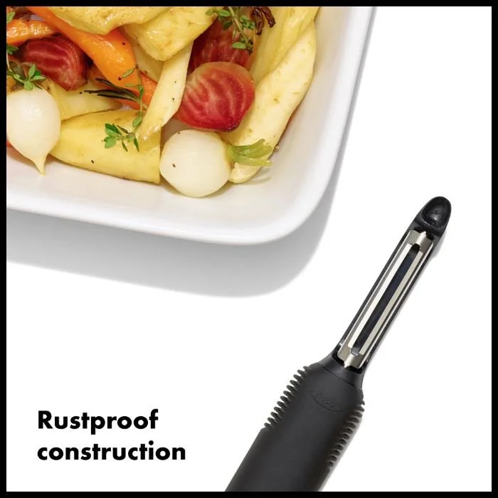 OXO Swivel Peeler (5).jpg