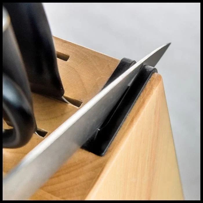 KitchenAid Classic 6 Piece Knife Block Set (7).jpg