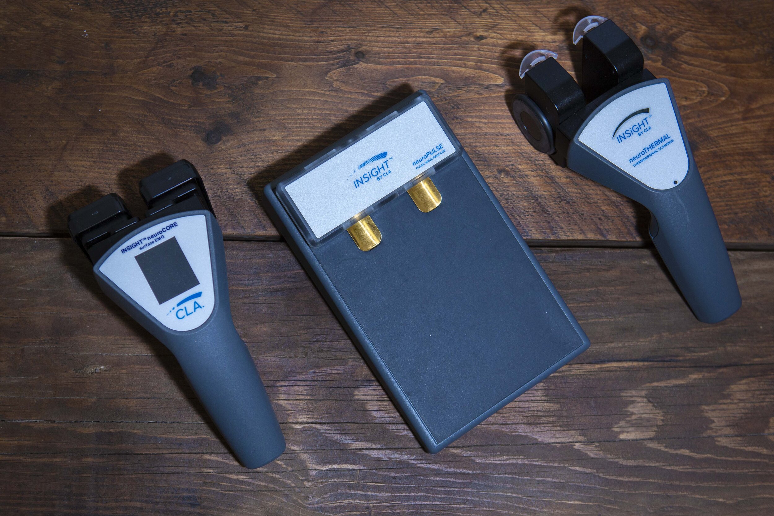 Using instruments in a chiropractic examination 