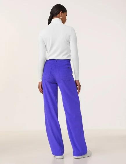 corduroy-trousers-with-a-wide-leg-104.jpg