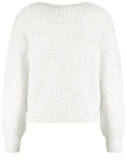 fluffy-jumper-with-sequin-details-03.jpg