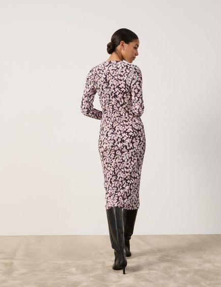 midi-dress-with-a-fine-pleated-texture-104.jpg