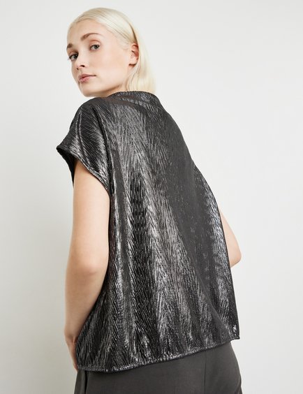 glamorous-top-made-of-shiny-textured-fabric-104.jpg