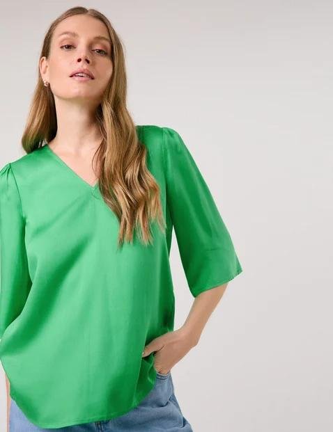 blouse-with-mid-length-sleeves-and-a-v-neckline-110.jpg