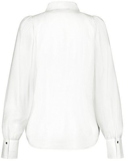 blouse-with-puff-sleeves-03.jpg