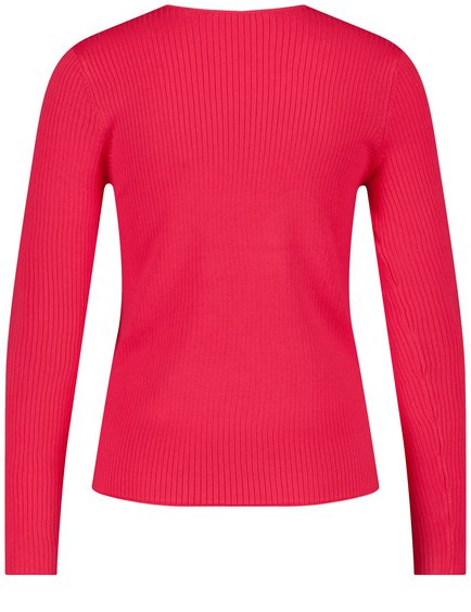 pullover-aus-feinem-rippstrick-03.jpg
