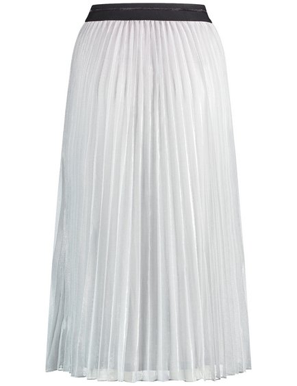 pleated-skirt-with-a-glitter-effect-03.jpg