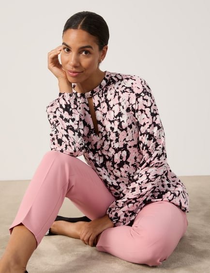 bluse-mit-ausschnittschlitzen-102.jpg