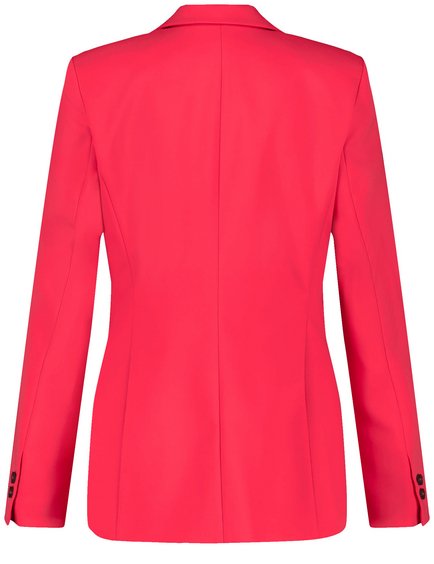 taillierter-blazer-mit-stitchings-03.jpg