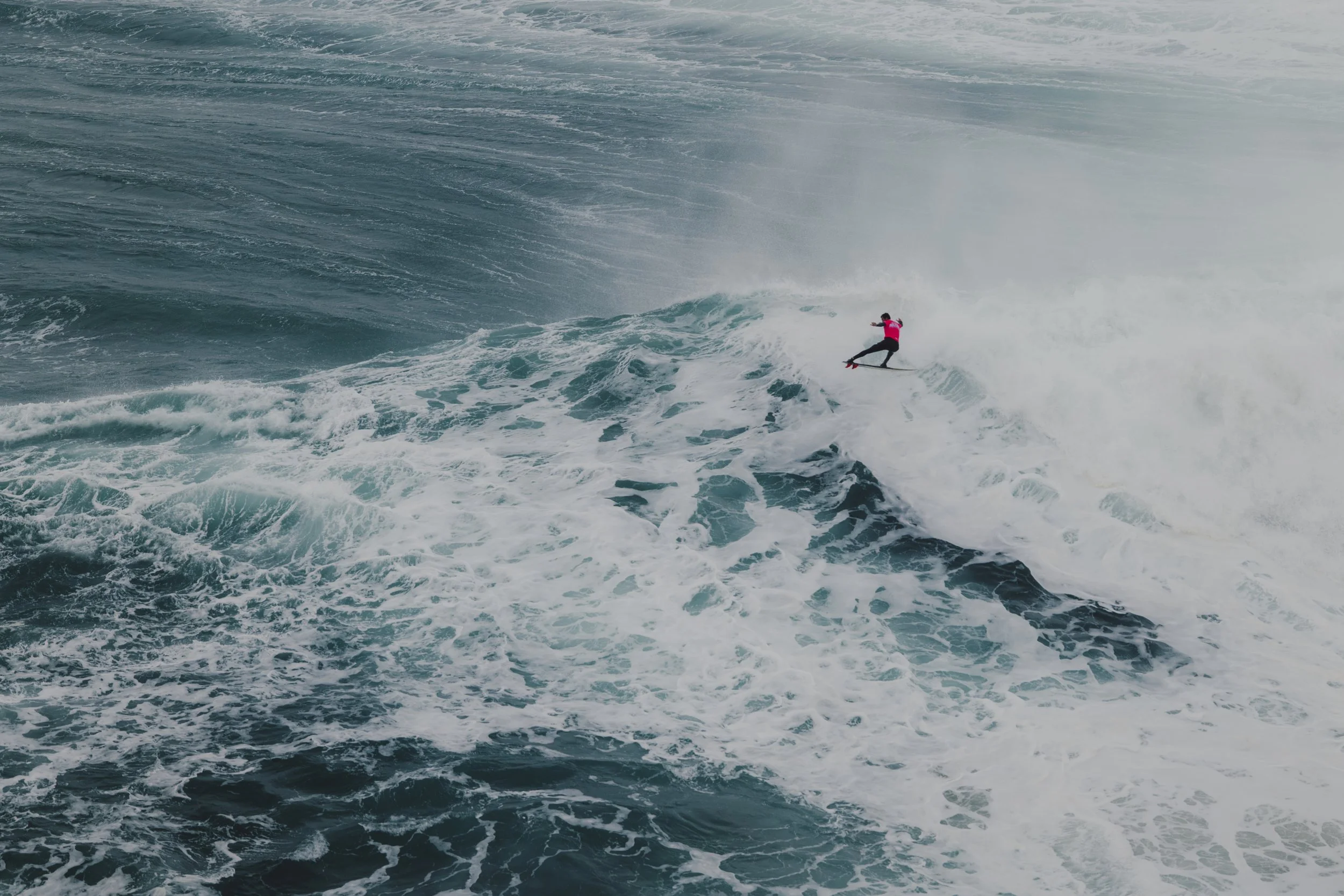 TUDOR BIG WAVE CHALLENGE NAZARE 2025
