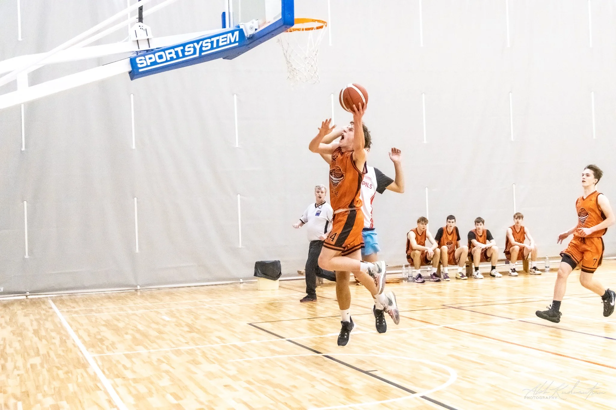 Atskats uz Aizkraukles novada basketbola čempionāta spēli Varbūt 1 - Mērce