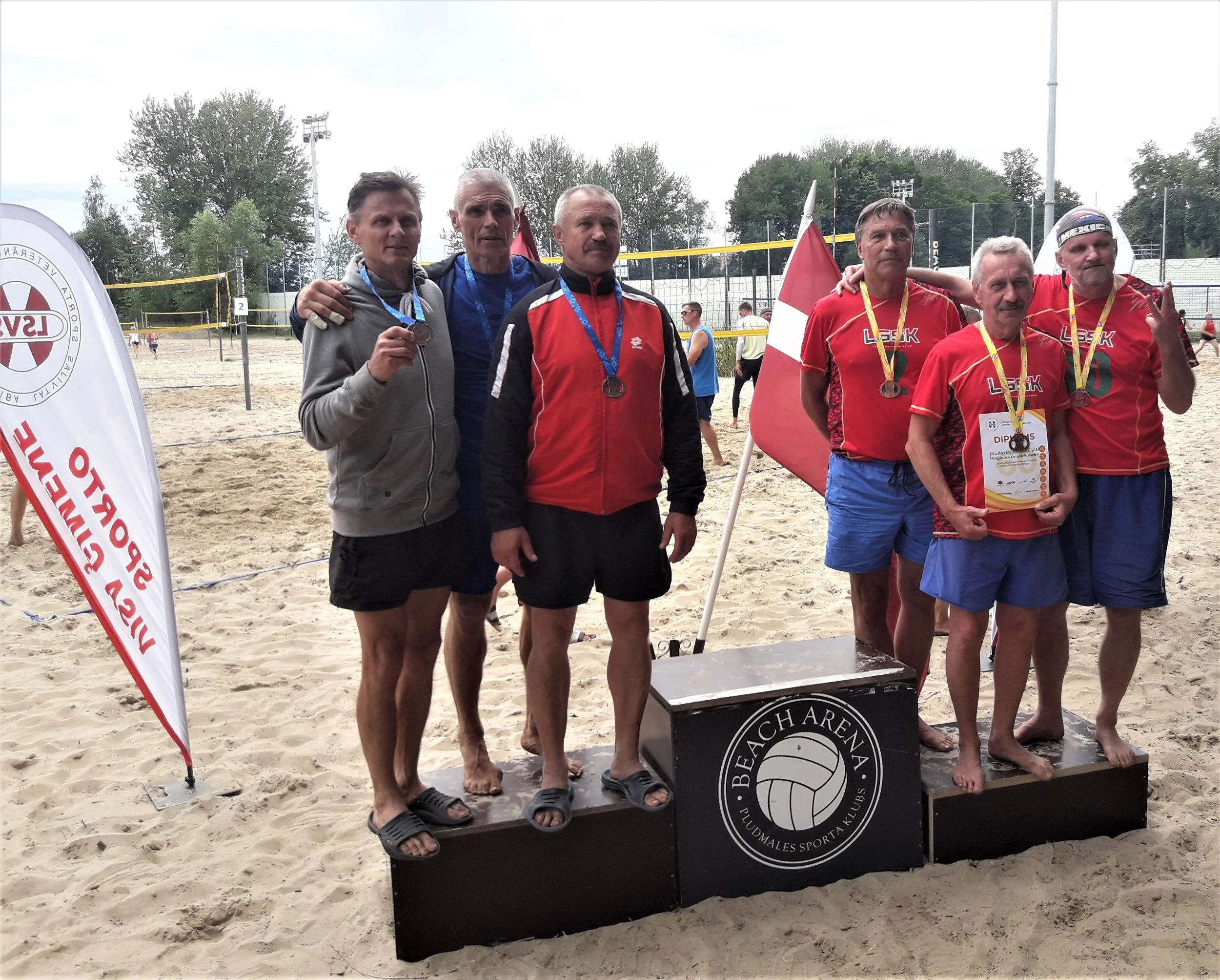 Veterāniem – sudraba medaļas!