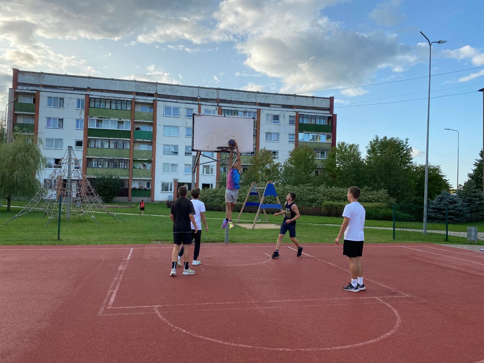 WhatsApp Image 2023-08-23 at 22.40.31 (1).jpeg