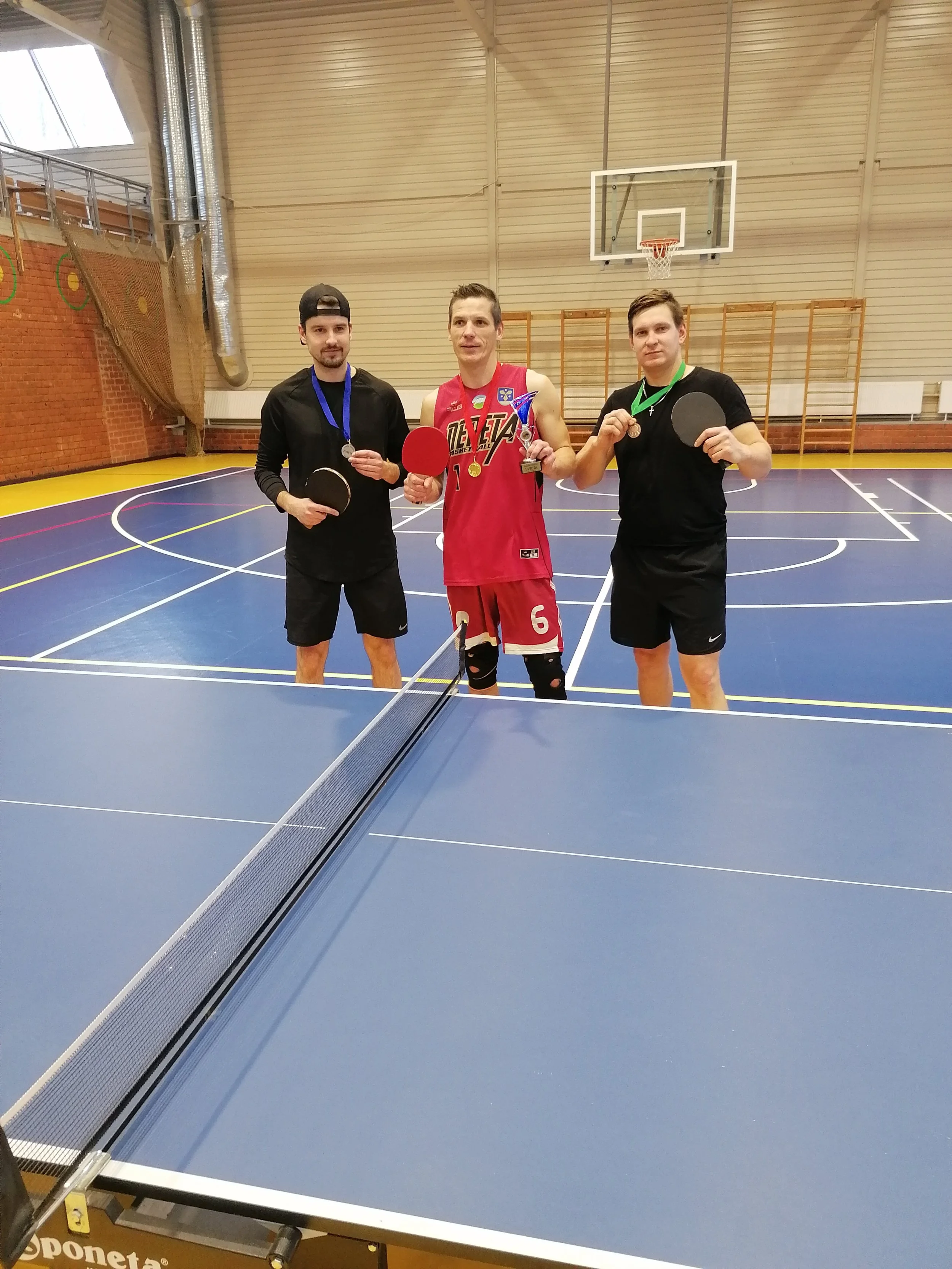 Cieņā galda spēles