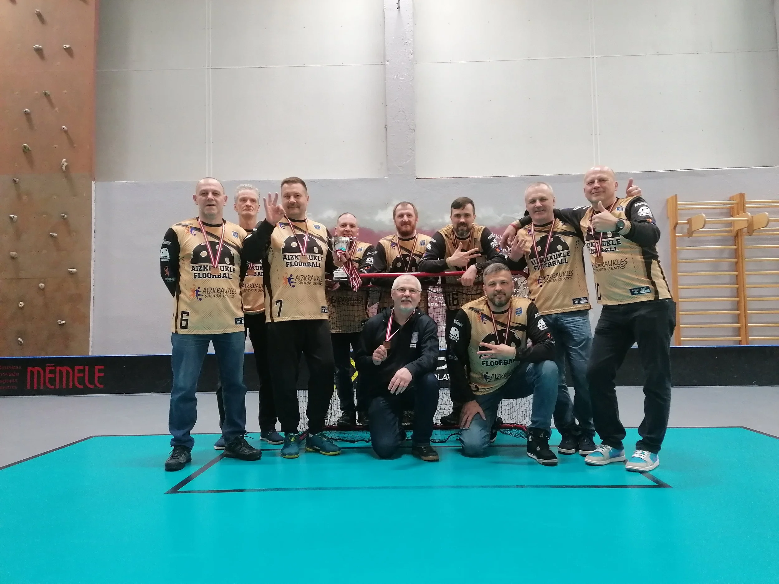 Veterānu florbola komandai 45+ bronza