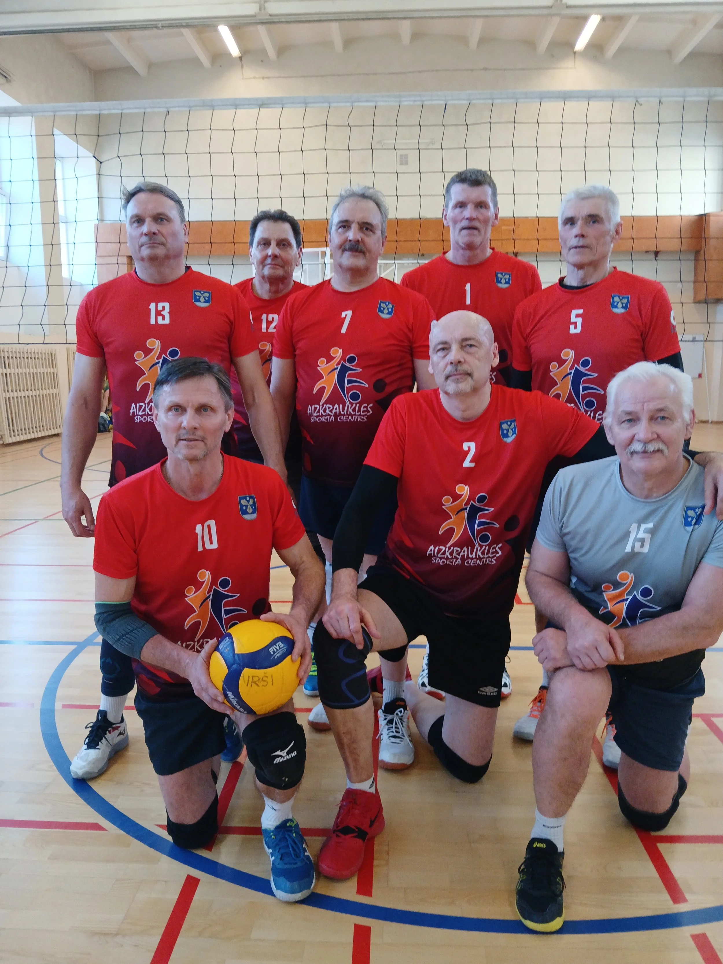 Volejbola veterāniem šoreiz sudraba medaļas!