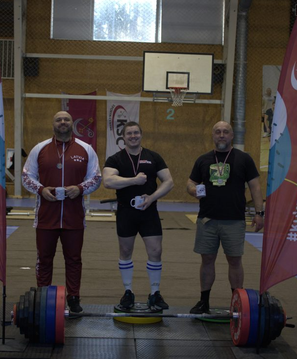 LV Kauss spēka trīscīņā 