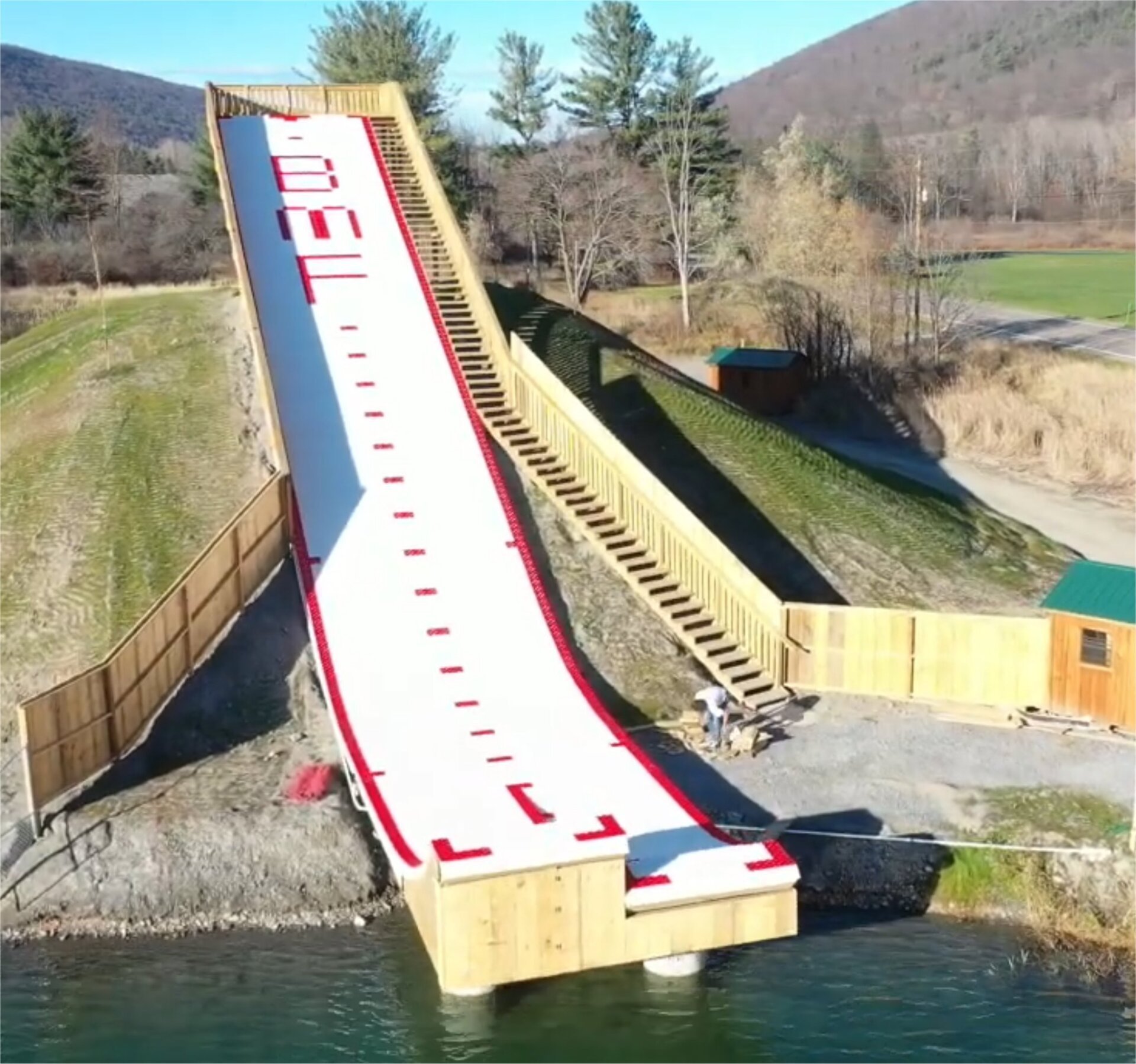 2022_11_30_bristol_mountain_waterramp_17.jpg