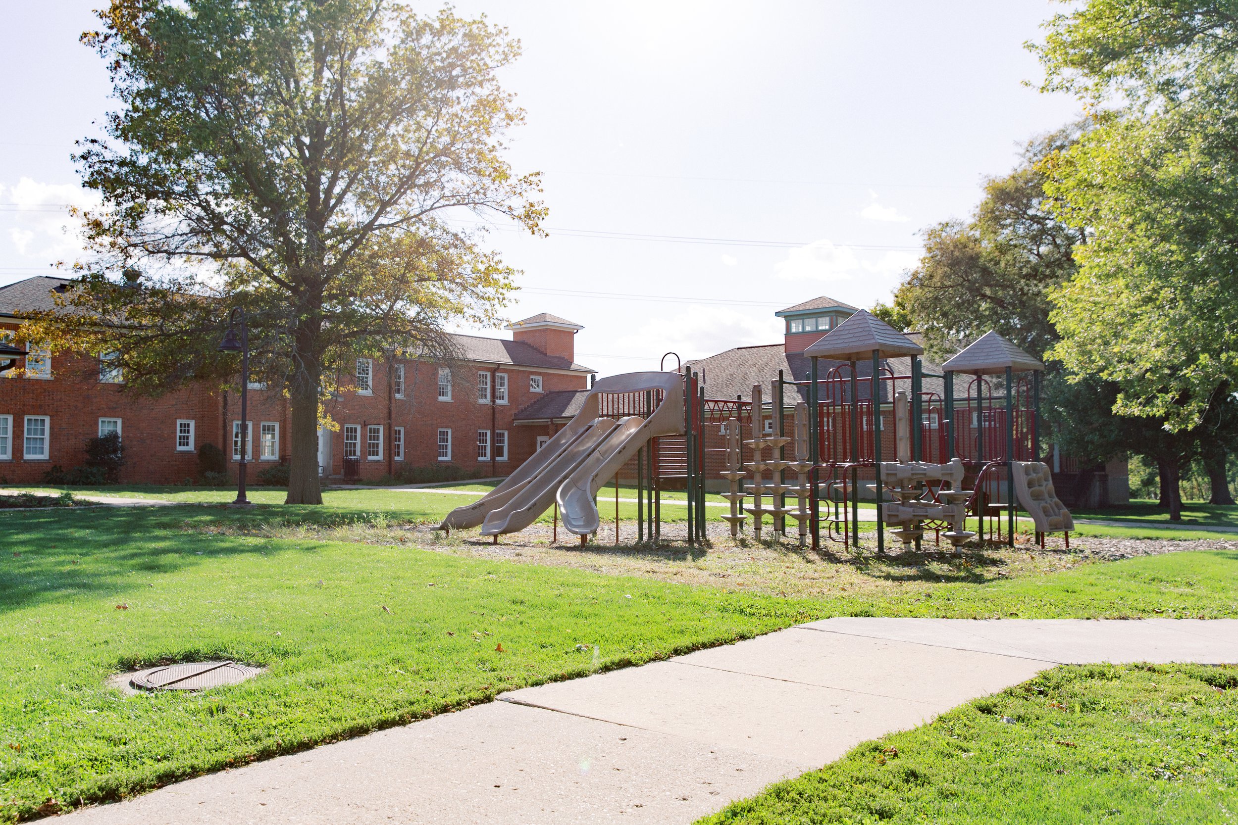 Family Resources Quad Cities Mental Health, Survivor Services and