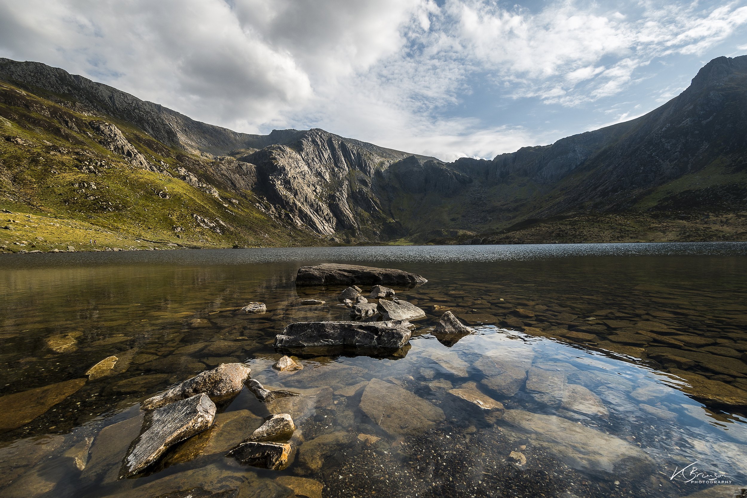 Wales 005 - Llyn Idwal In Cwm Idwal.jpg
