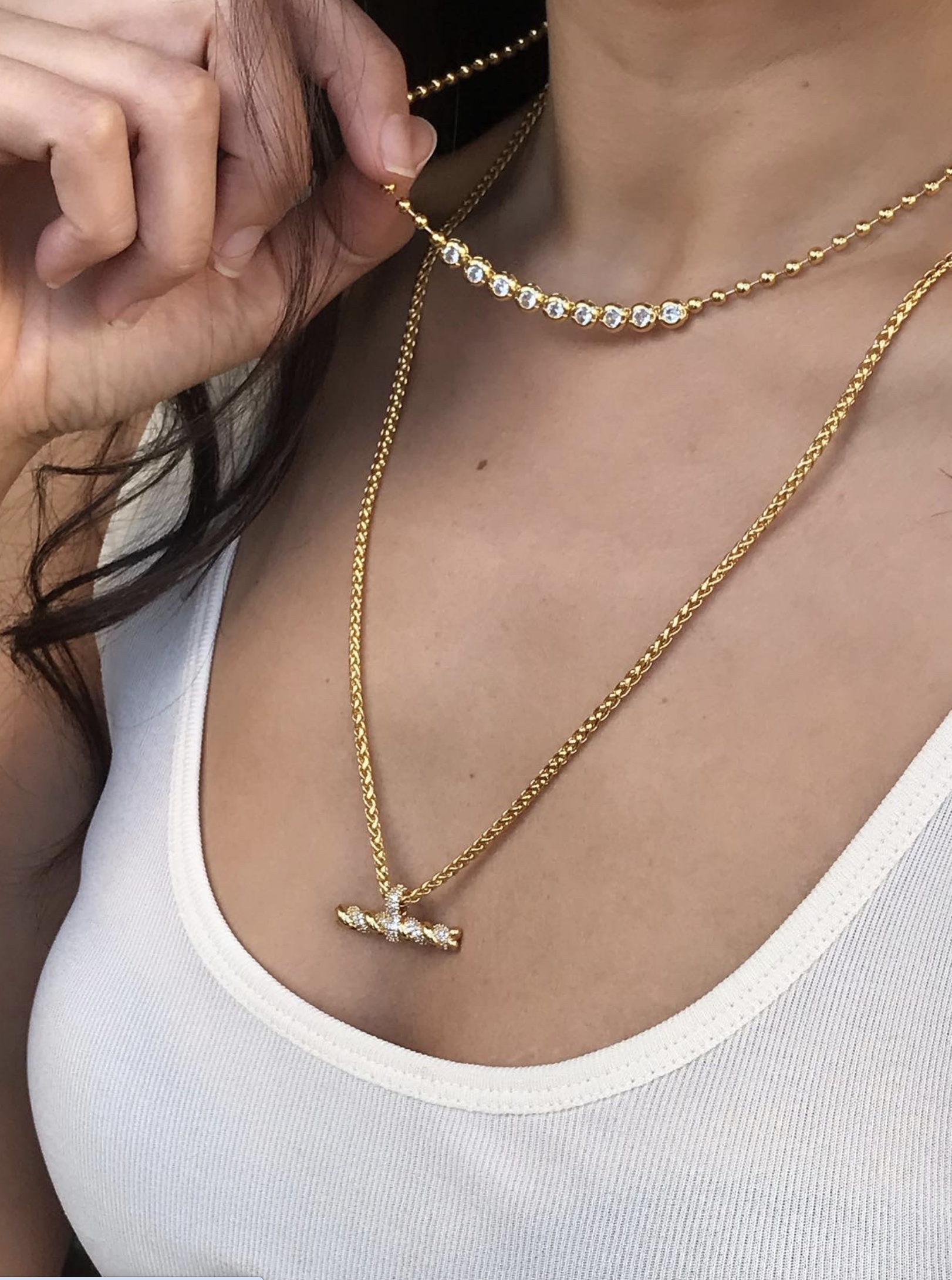 Talis-Chains-No-9-Necklace-Model.png