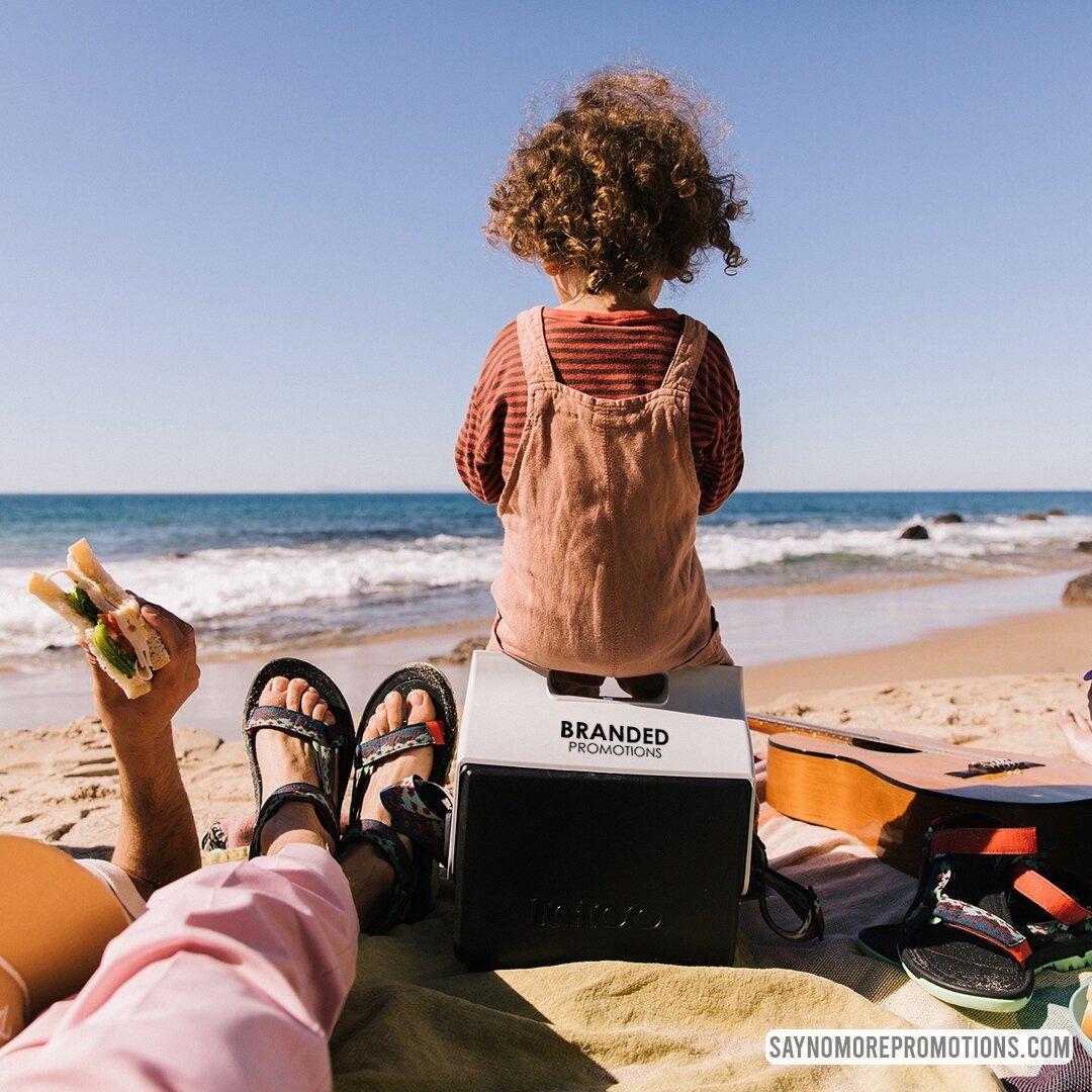 Add your brand to the iconic throwback design of the Igloo&reg; Playmate cooler. It will have your recipients thinking about the good 'ol days!⁠
⁠
Visit our website LINK IN BIO⁠
⁠
⁠
⁠
#igloo⁠
#igloocooler⁠
#cooler⁠
#brandedcooler⁠
#promoproducts⁠
#pr